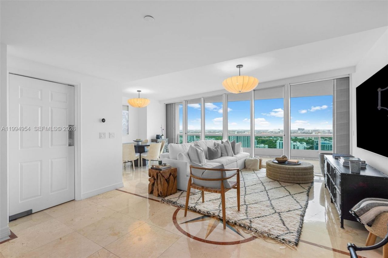 1643 Brickell Ave, Unit 2805, Miami, FL 33129 Photo