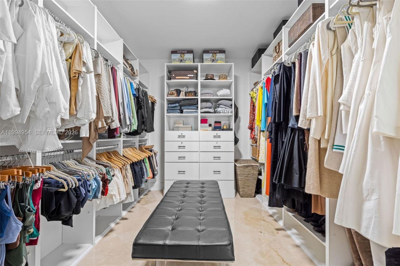 1643 Brickell Ave, Unit 2805, Miami, FL 33129 Photo