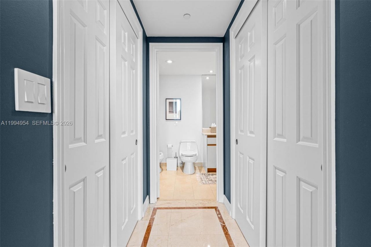 1643 Brickell Ave, Unit 2805, Miami, FL 33129 Photo