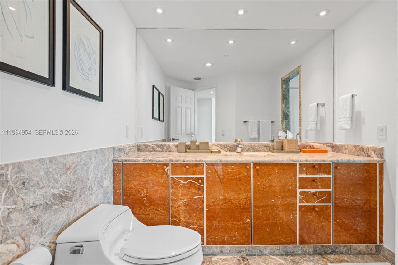 1643 Brickell Ave, Unit 2805, Miami, FL 33129 Photo