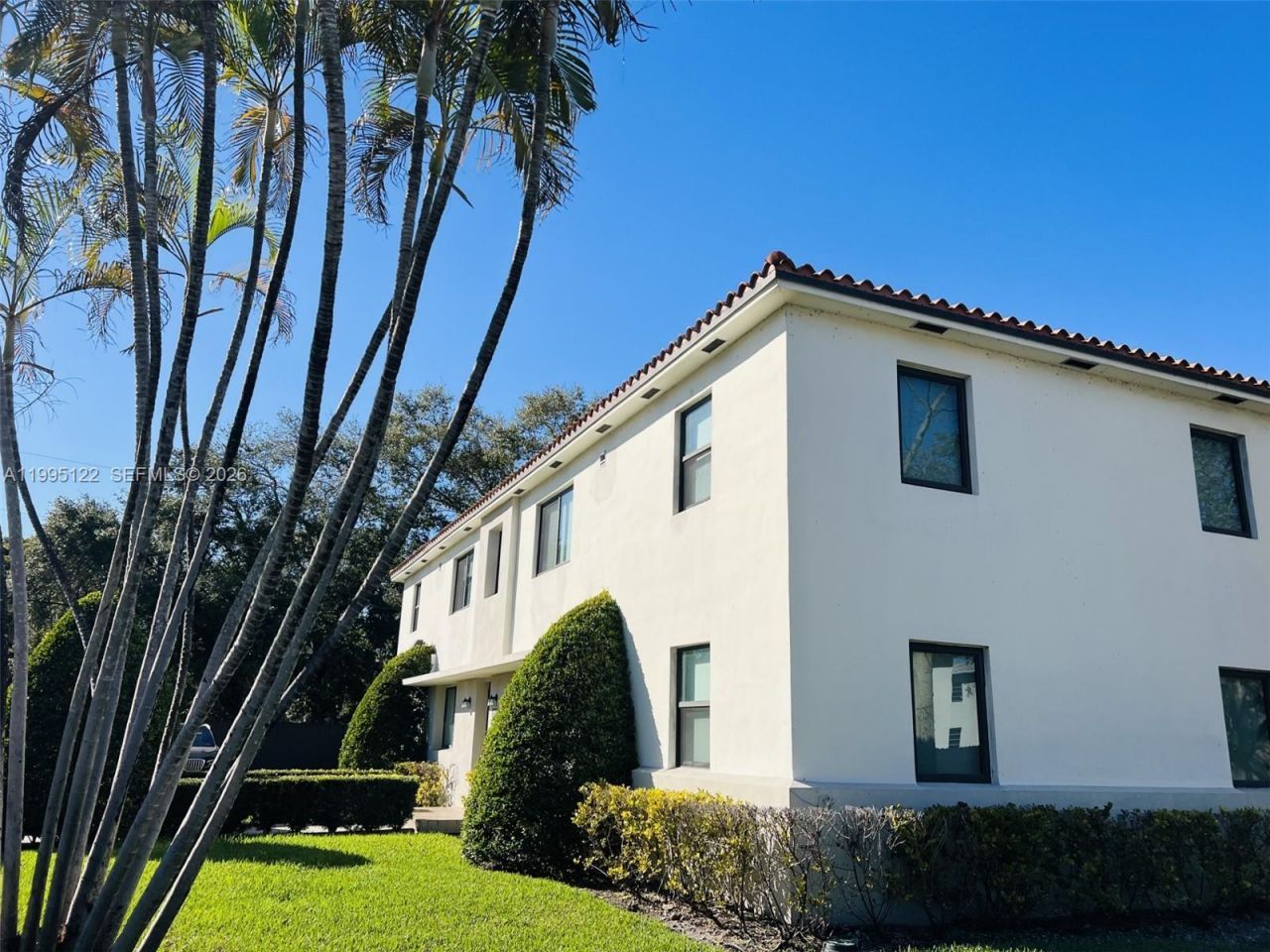 4203 SW 15 St, Unit 2, Miami, FL 33142 Photo