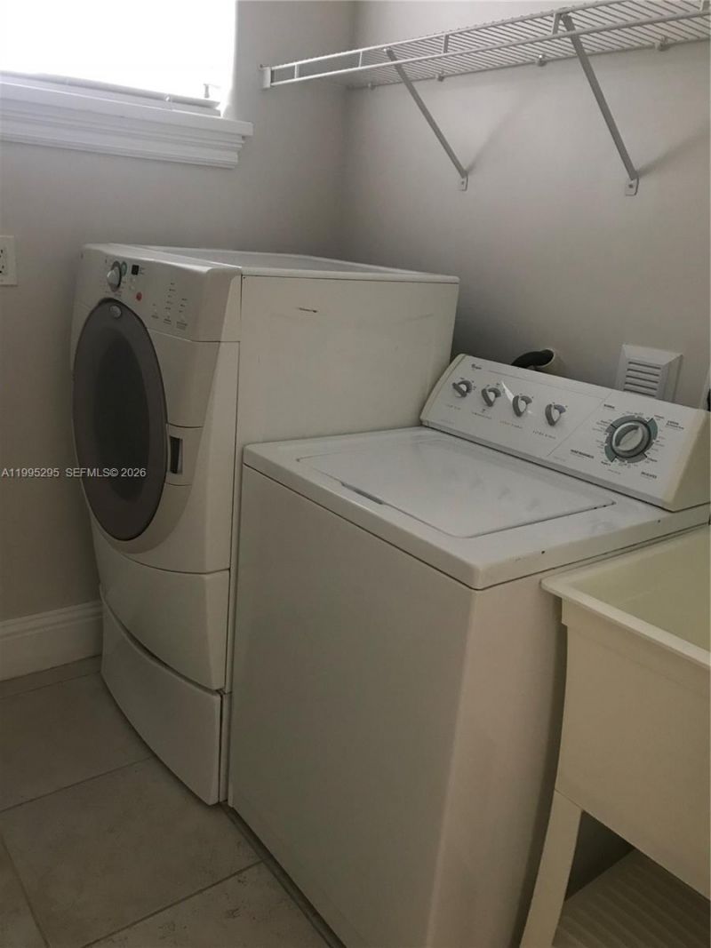 8750 SW 164th St , Palmetto Bay, FL 33157 Photo