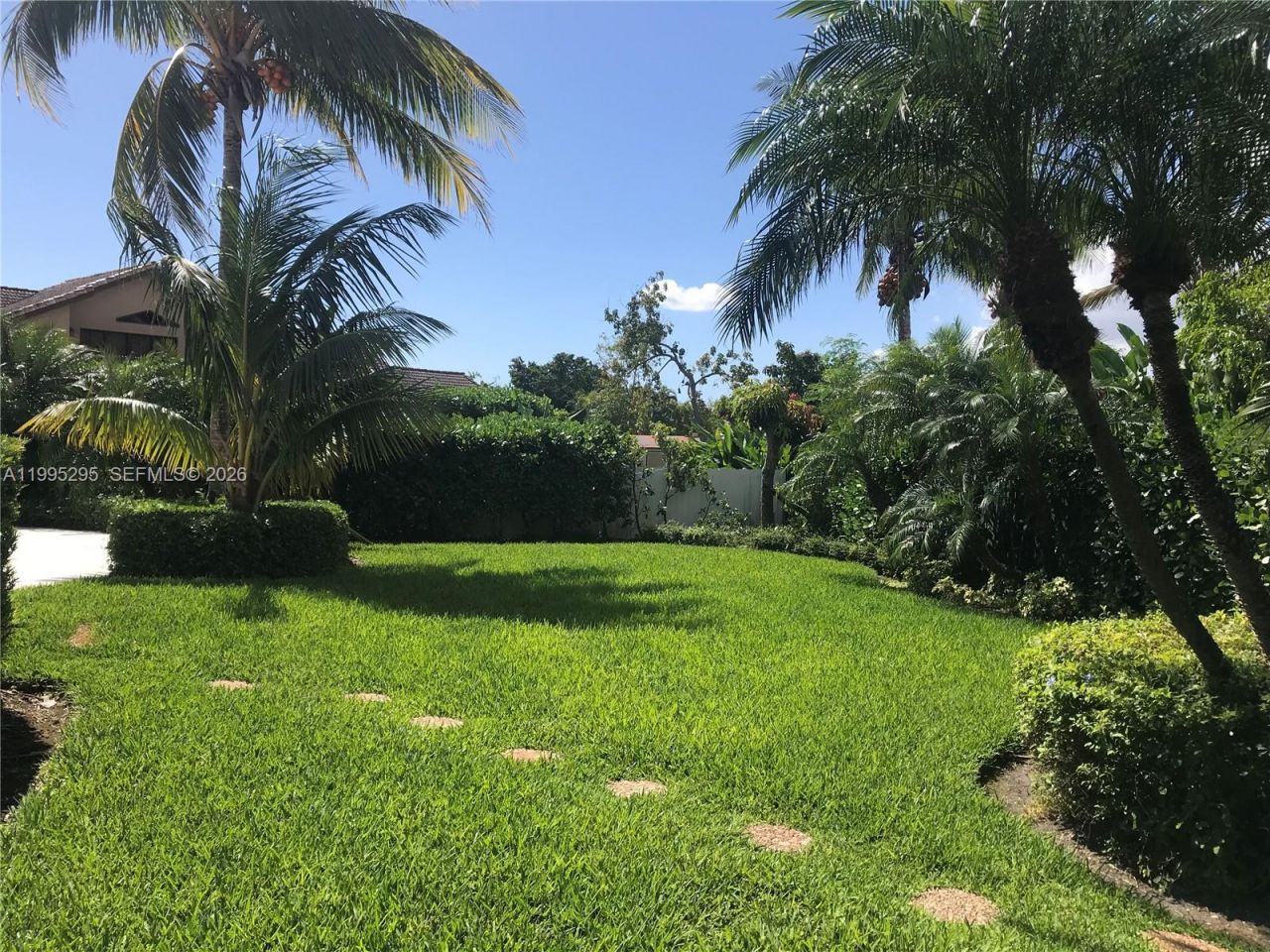 8750 SW 164th St , Palmetto Bay, FL 33157 Photo