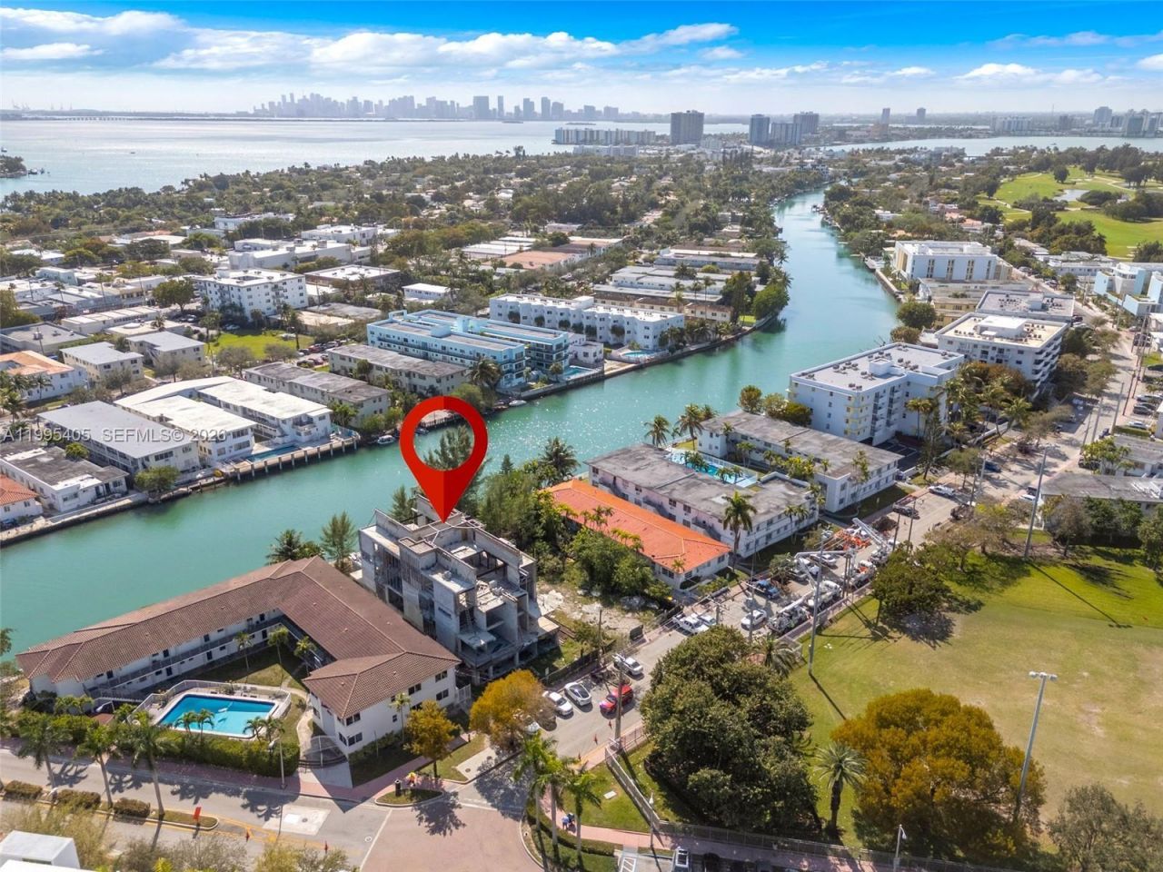 10 S Shore Dr , Miami Beach, FL 33141 Photo