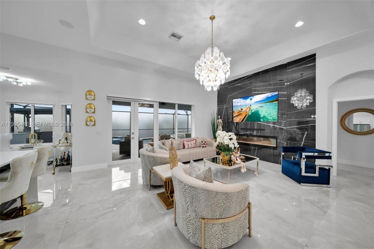 1024 NW 23 , Cape Coral, FL 33993 Photo