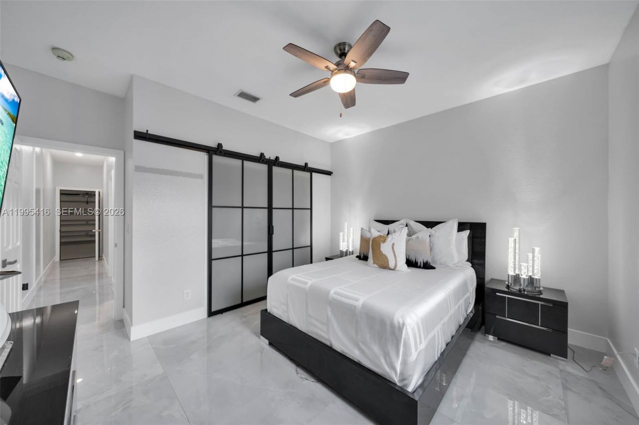 1024 NW 23 , Cape Coral, FL 33993 Photo