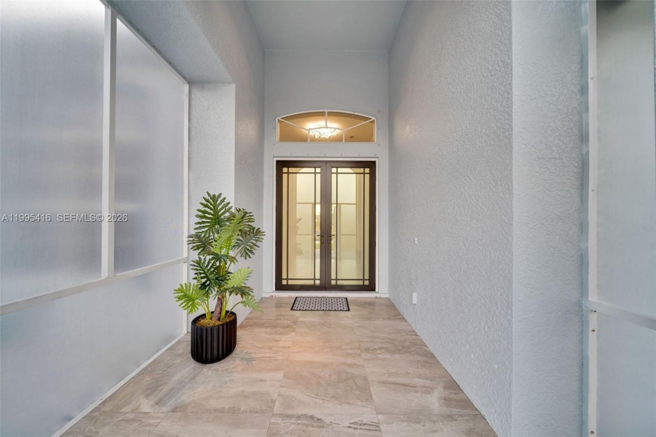 1024 NW 23 , Cape Coral, FL 33993 Photo