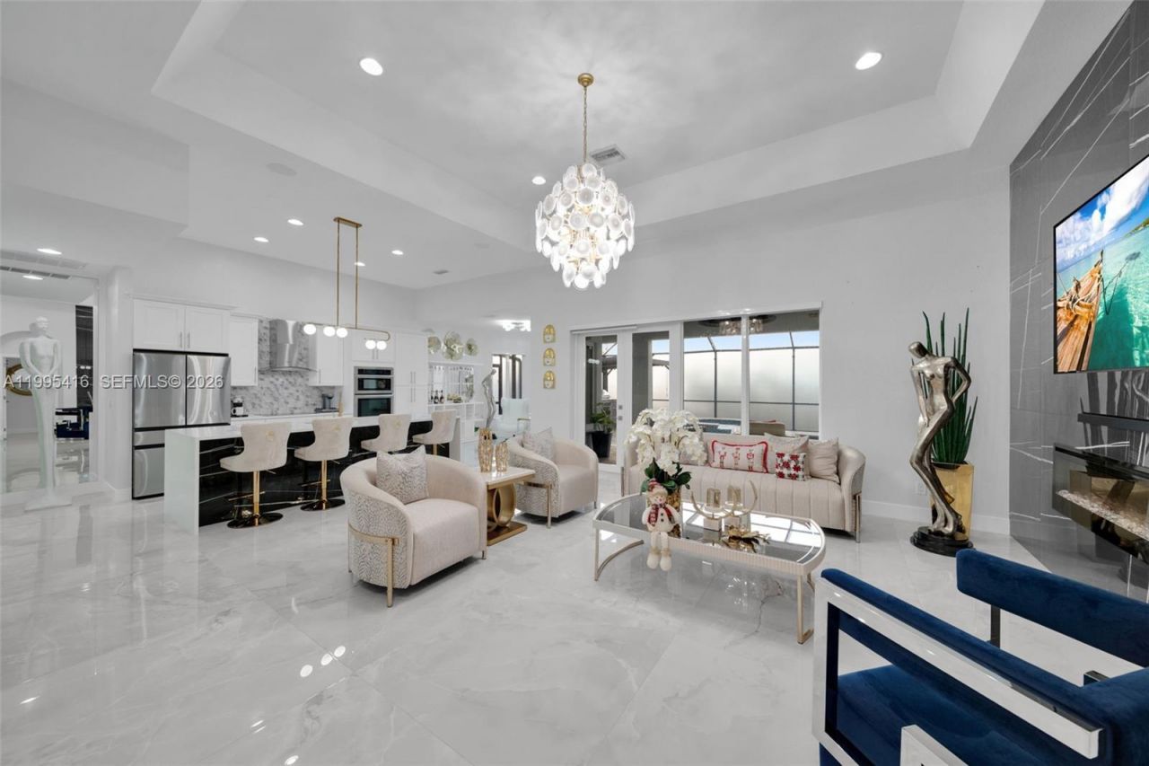 1024 NW 23 , Cape Coral, FL 33993 Photo