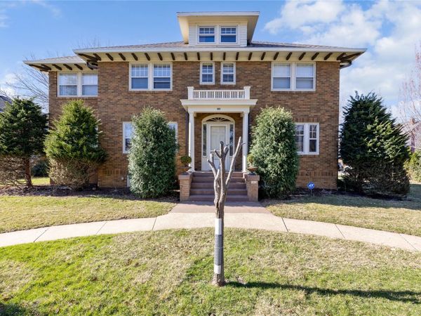 2101 Washington Avenue SE, Cedar Rapids, IA 52403