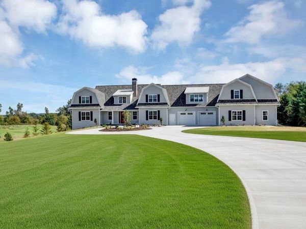 5431 RIVER OAKS DRIVE, De Pere, WI 54115