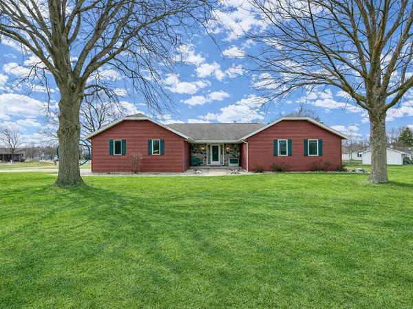 1833 MAC COURT, Green Bay, WI 54311