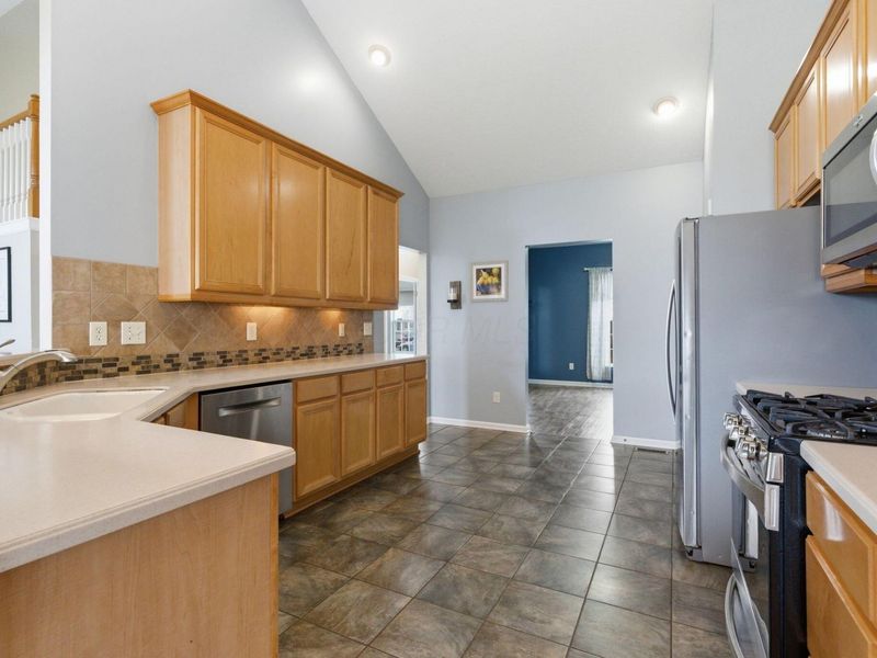 6399 Dorchester Drive, Westerville, OH 43082 Photo 19