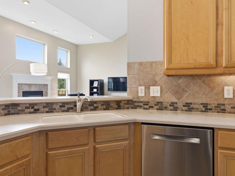 6399 Dorchester Drive, Westerville, OH 43082 Photo 24