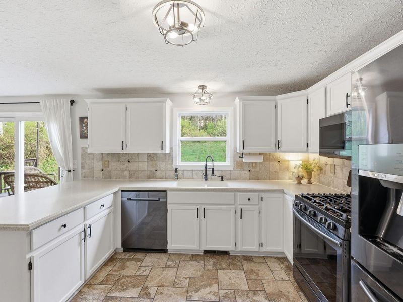 3340 Colonel Jackson Drive, Zanesville, OH 43701 Photo 11