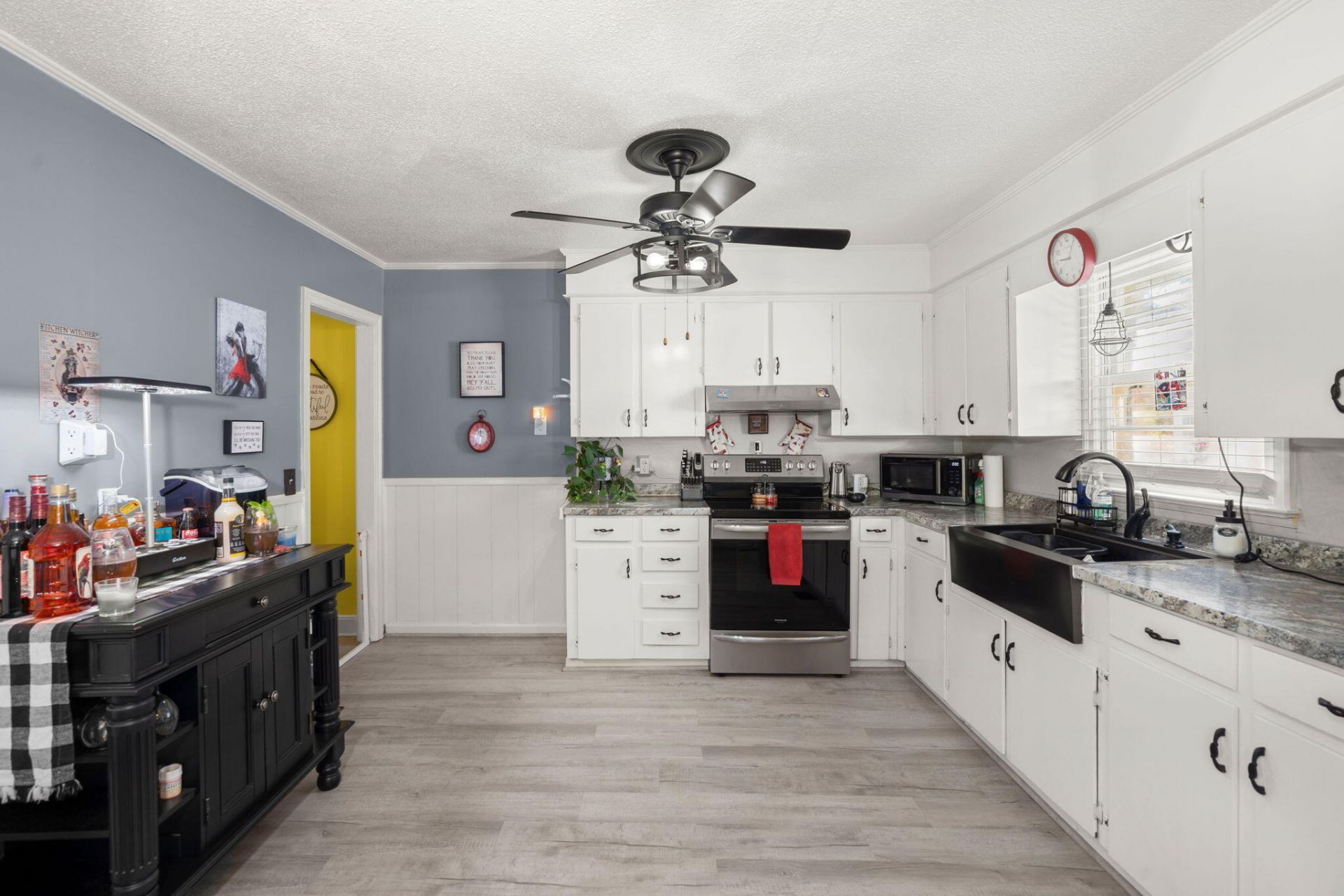 315 George Street Photo 12