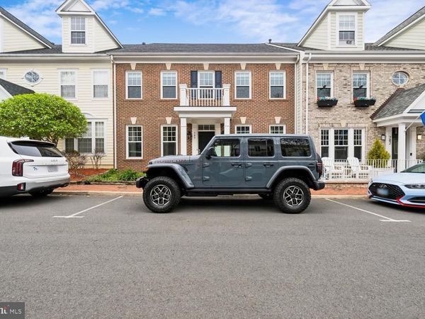 784 MONUMENT AVENUE, WOODBRIDGE, VA 22191