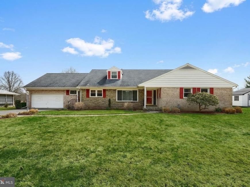 290 Country Club Lane, Gettysburg, PA 17325 Main Photo