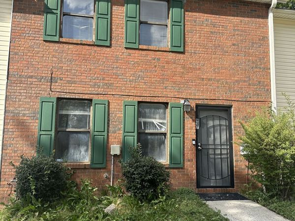 937 Silverwood Drive, Atlanta, GA 30349