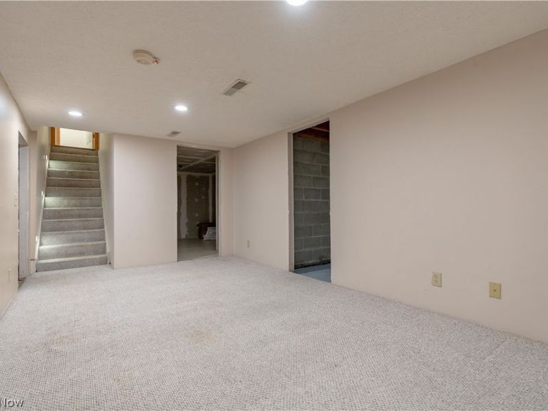 2041 Old Elm Street NE, Canton, OH 44721 Photo 35