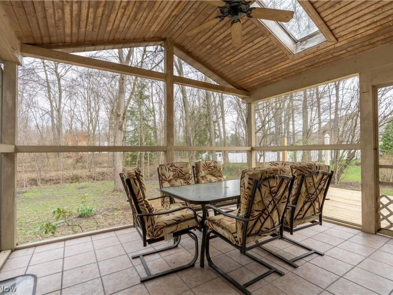 2041 Old Elm Street NE, Canton, OH 44721 Photo 9