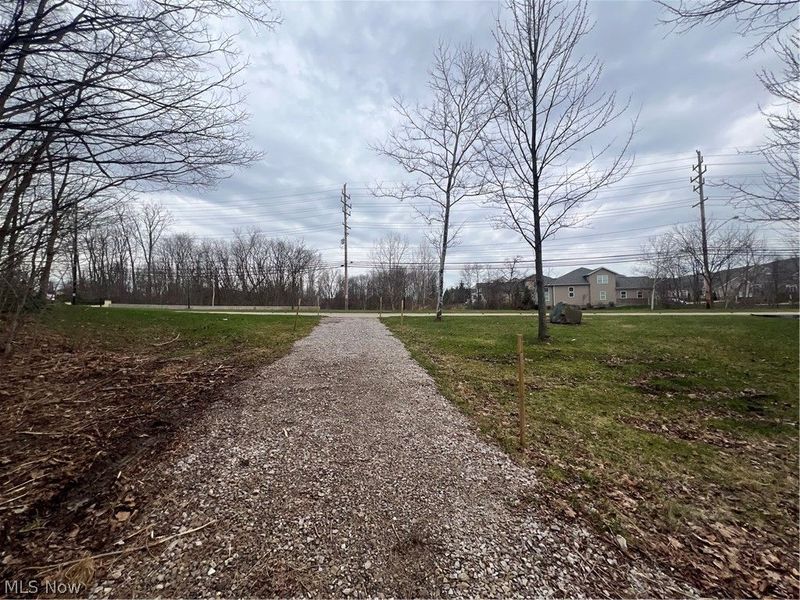 691 SOM Center Road, Mayfield Village, OH 44143 Photo 34