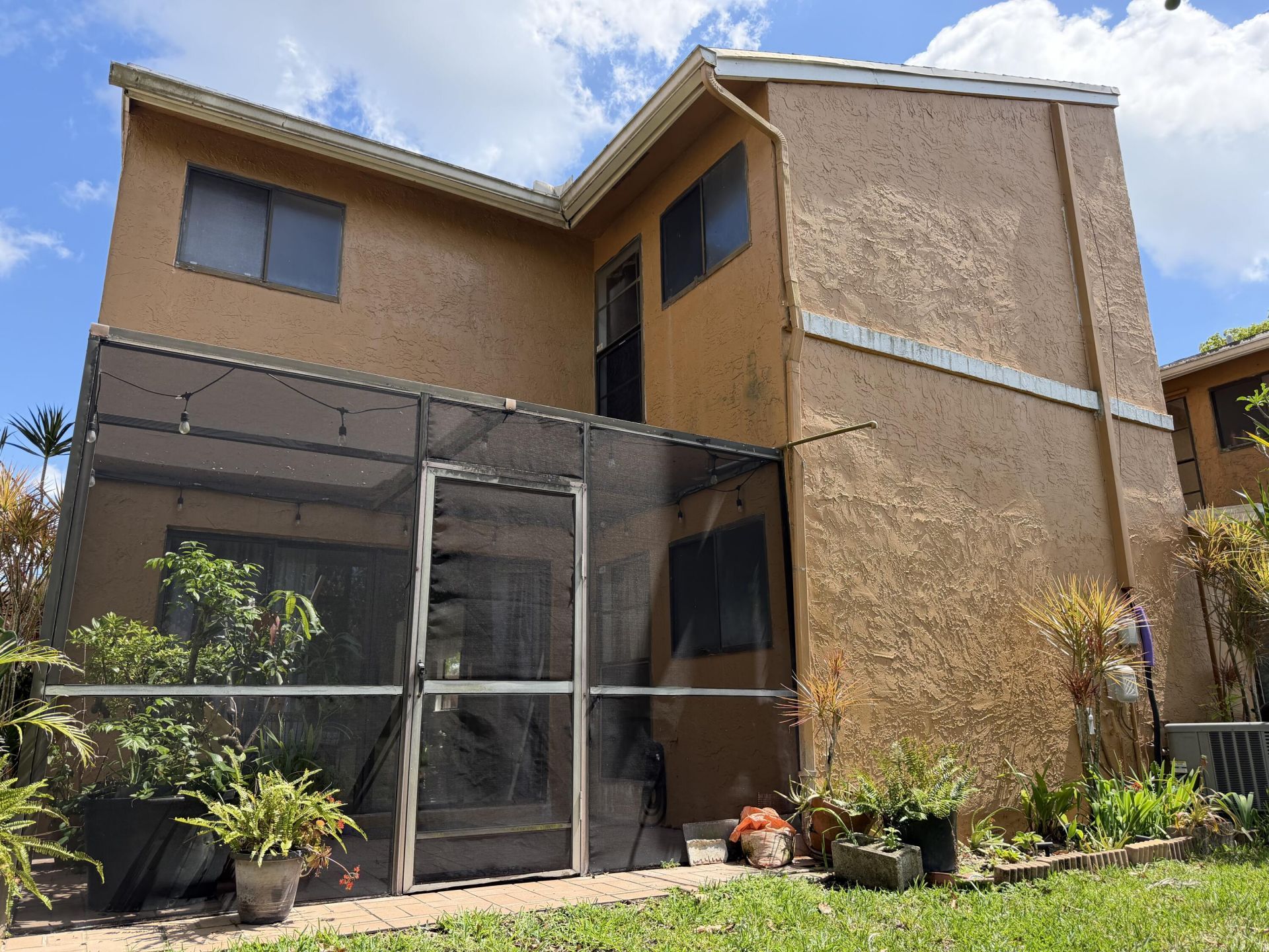 8091 NW 71st Court, Tamarac, FL 33321 Photo