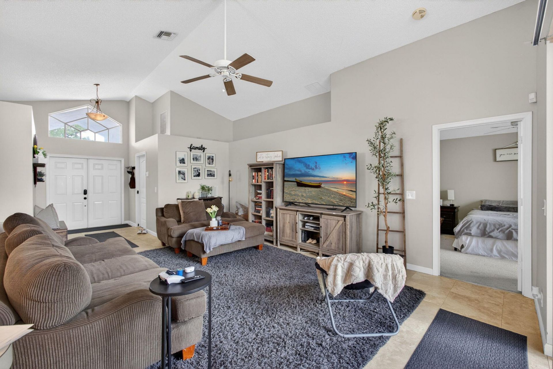 2050 Normandy Circle, West Palm Beach, FL 33409 Photo