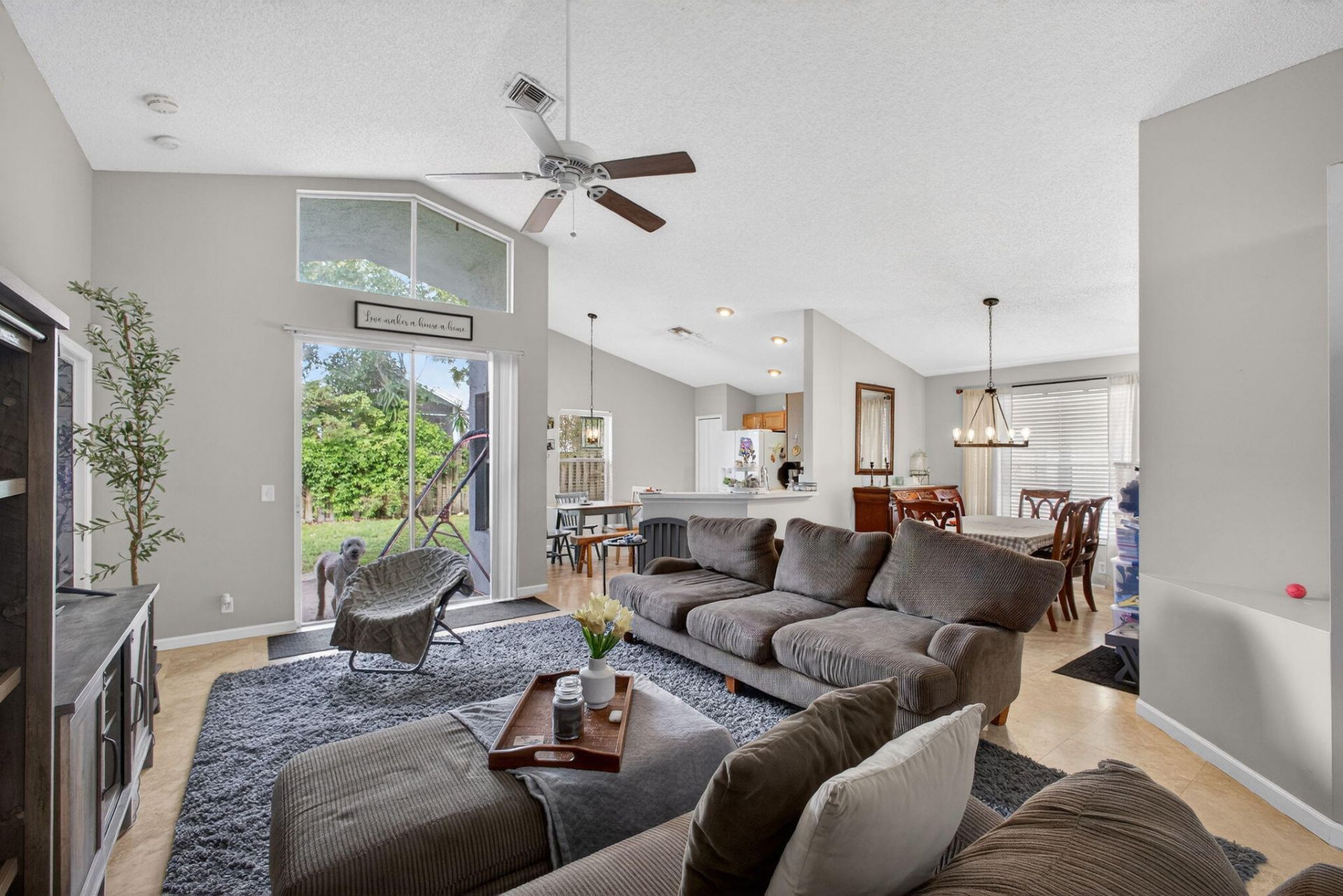 2050 Normandy Circle, West Palm Beach, FL 33409 Photo