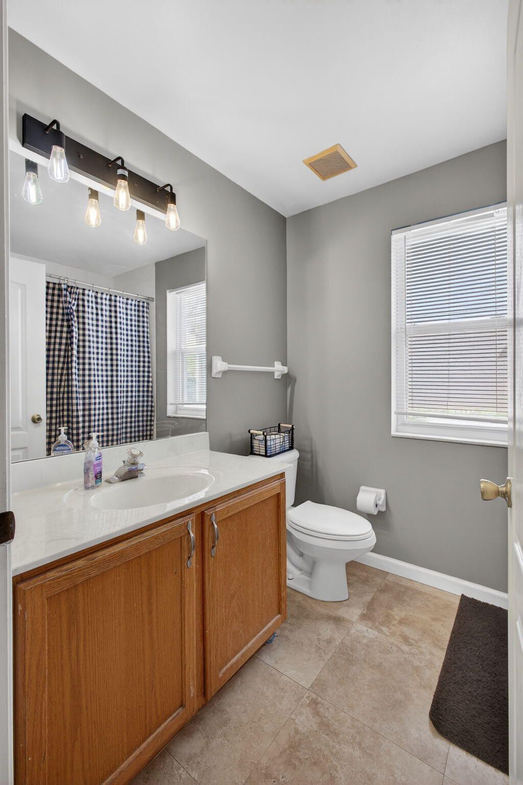 2050 Normandy Circle, West Palm Beach, FL 33409 Photo