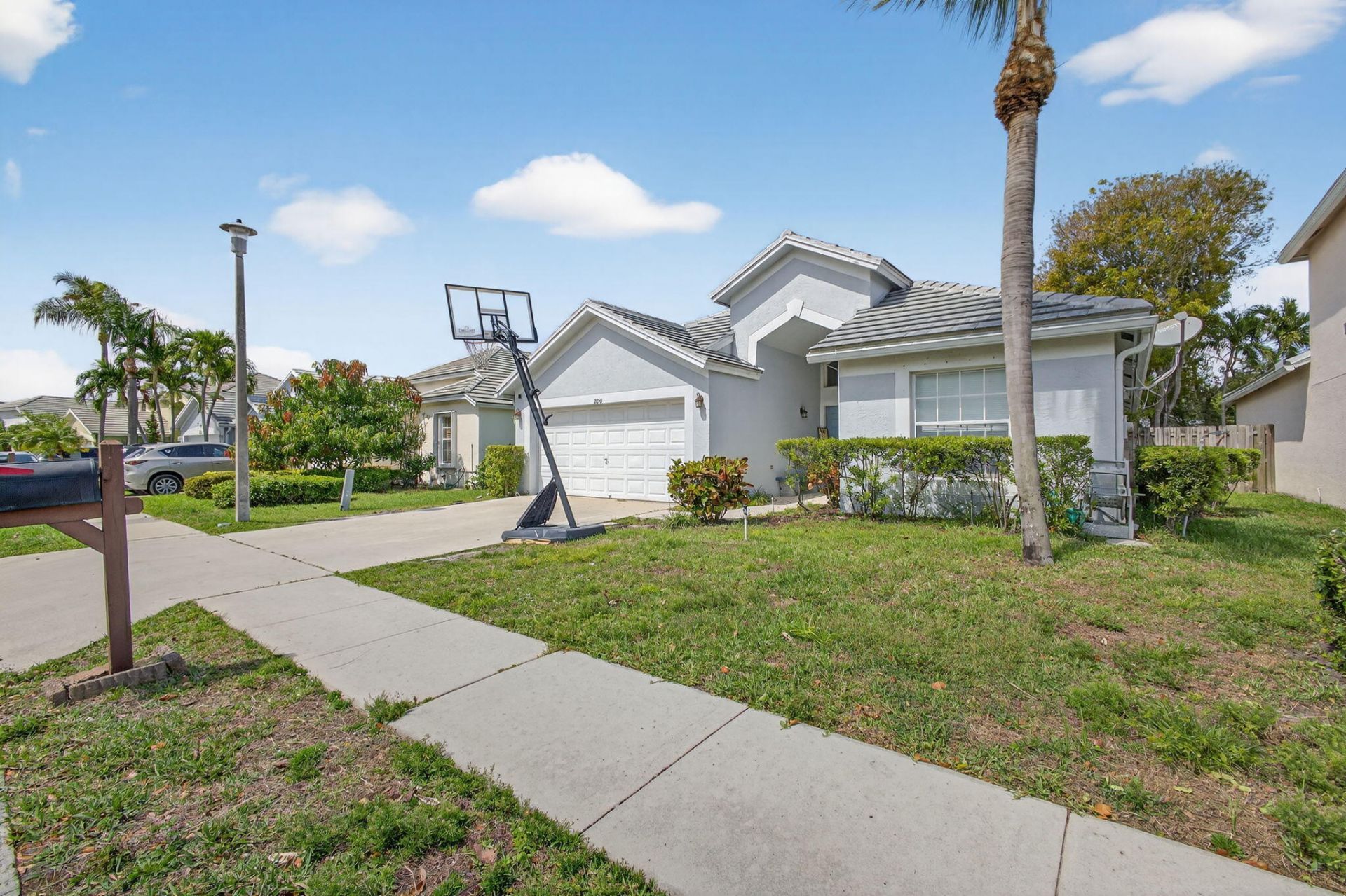 2050 Normandy Circle, West Palm Beach, FL 33409 Photo