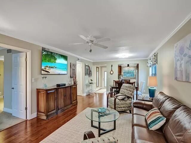 9020 Sunrise Lakes Boulevard, Unit 201, Sunrise, FL 33322 Photo
