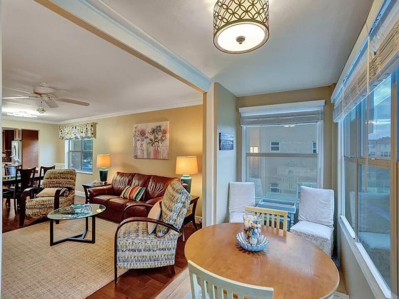 9020 Sunrise Lakes Boulevard, Unit 201, Sunrise, FL 33322 Photo