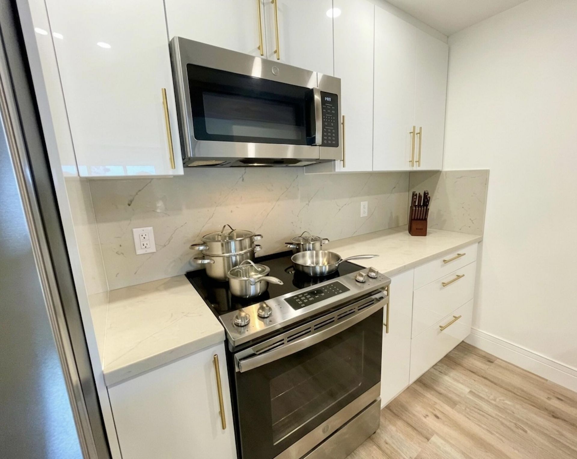 95 N Birch Road, Unit 605, Fort Lauderdale, FL 33304 Photo