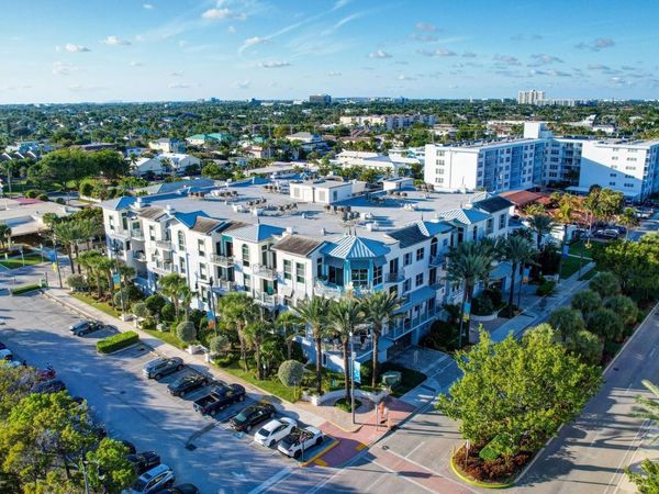 4511 El Mar Drive, Unit 210, Lauderdale-By-The-Sea, FL 33308