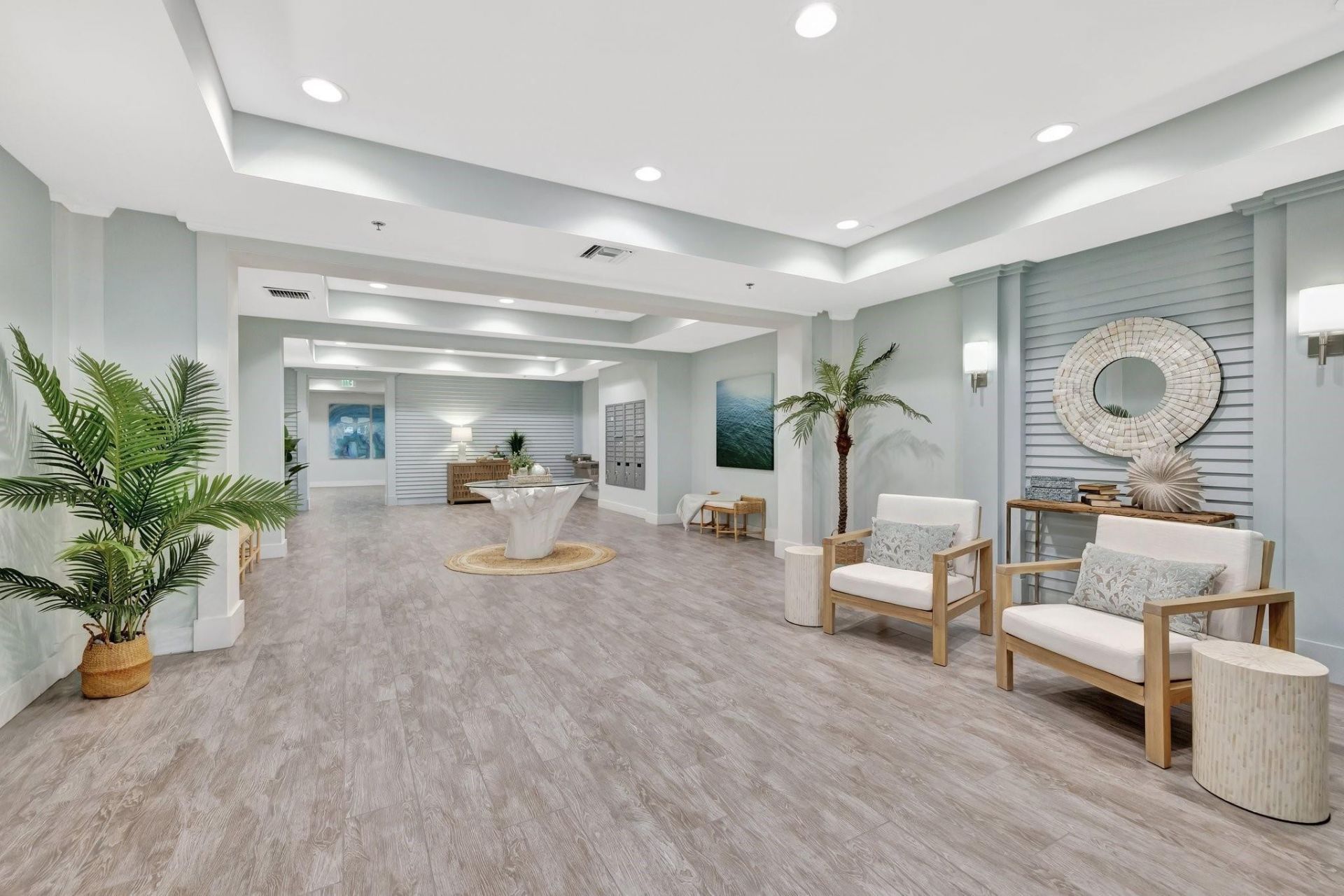 4511 El Mar Drive, Unit 210, Lauderdale by the Sea, FL 33308 Photo