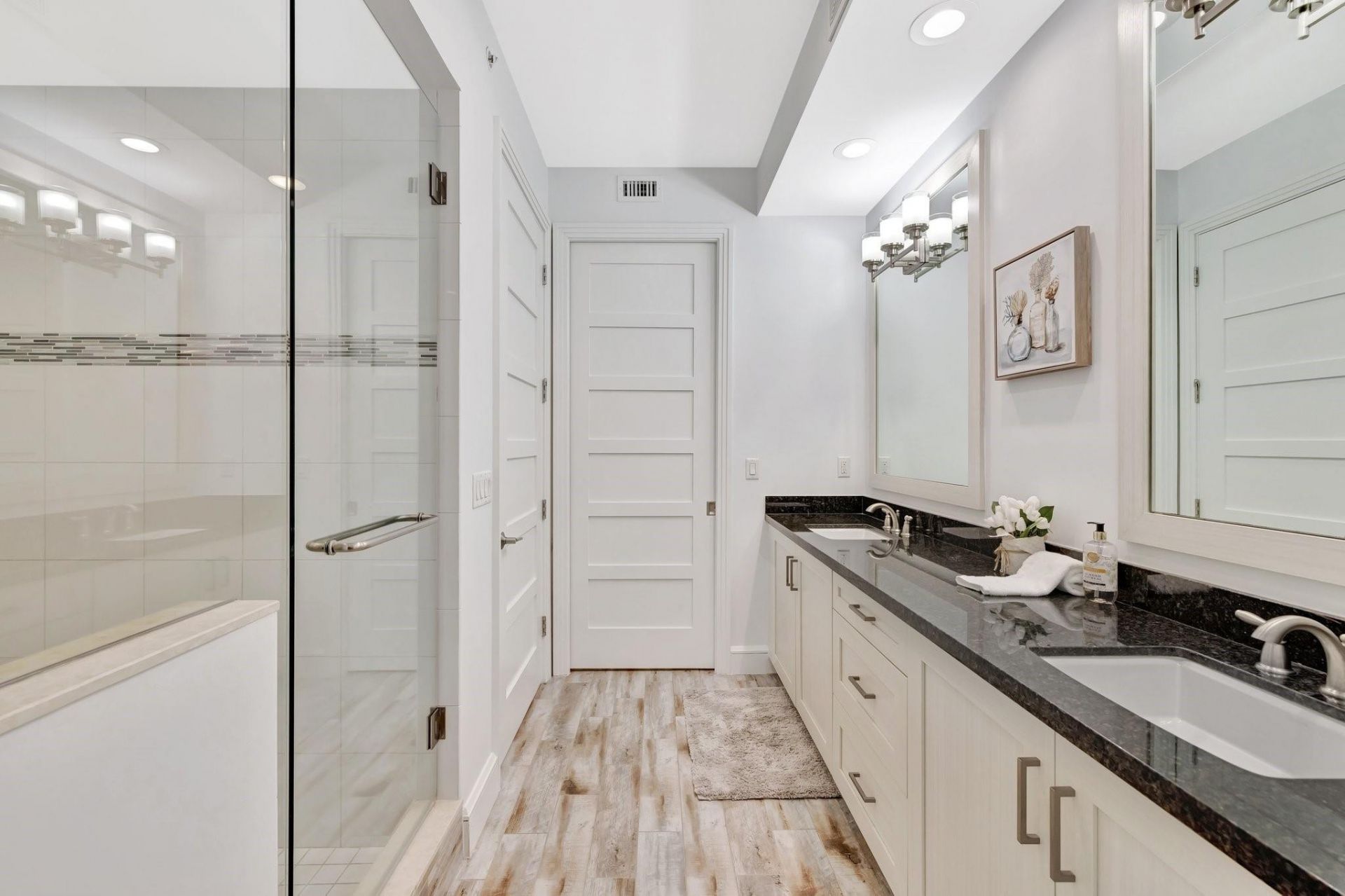 4511 El Mar Drive, Unit 210, Lauderdale by the Sea, FL 33308 Photo