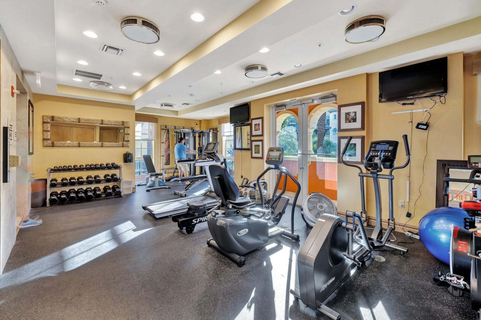 4511 El Mar Drive, Unit 210, Lauderdale by the Sea, FL 33308 Photo