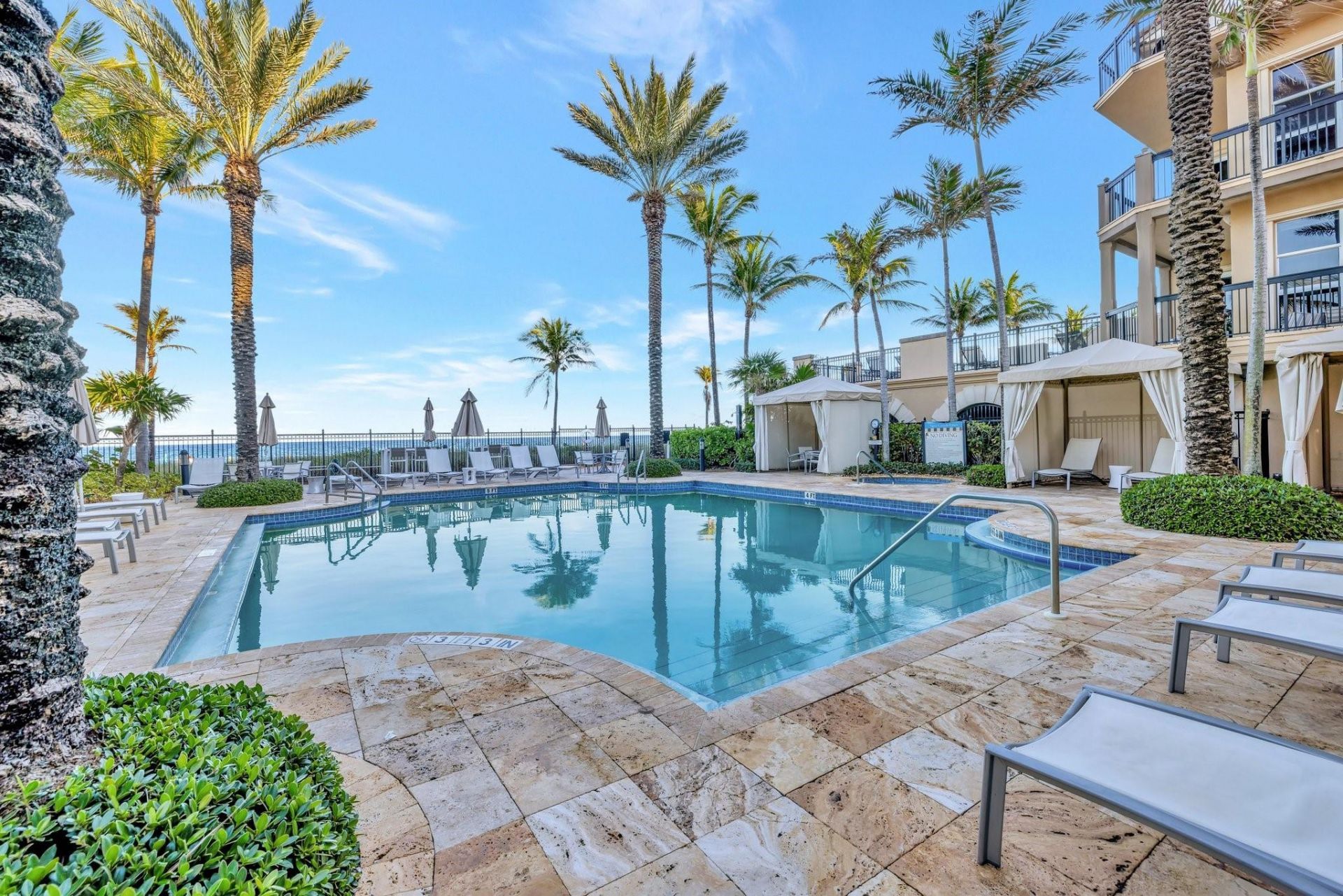 4511 El Mar Drive, Unit 210, Lauderdale by the Sea, FL 33308 Photo