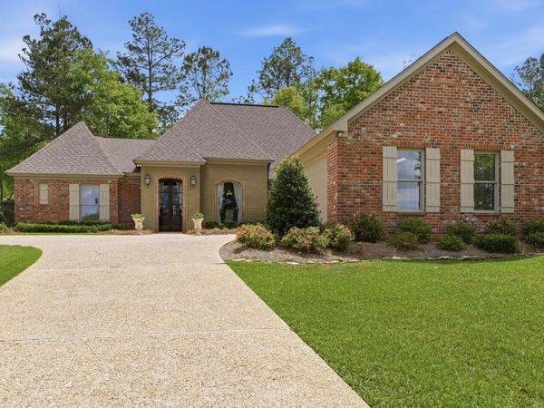 69 Bridgefield Turn, Hattiesburg, MS 39402
