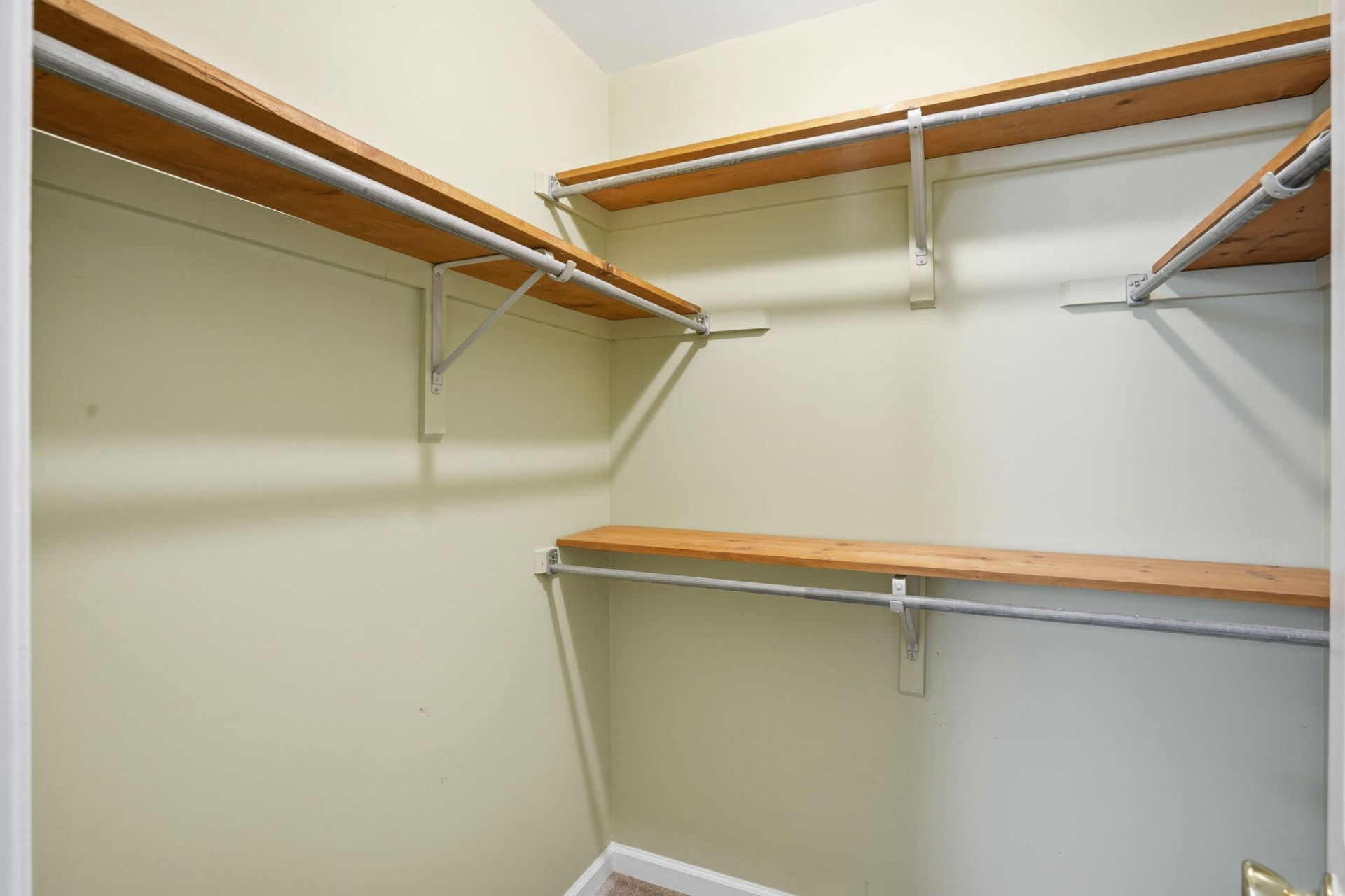 8562 Brookforest Drive Photo 24