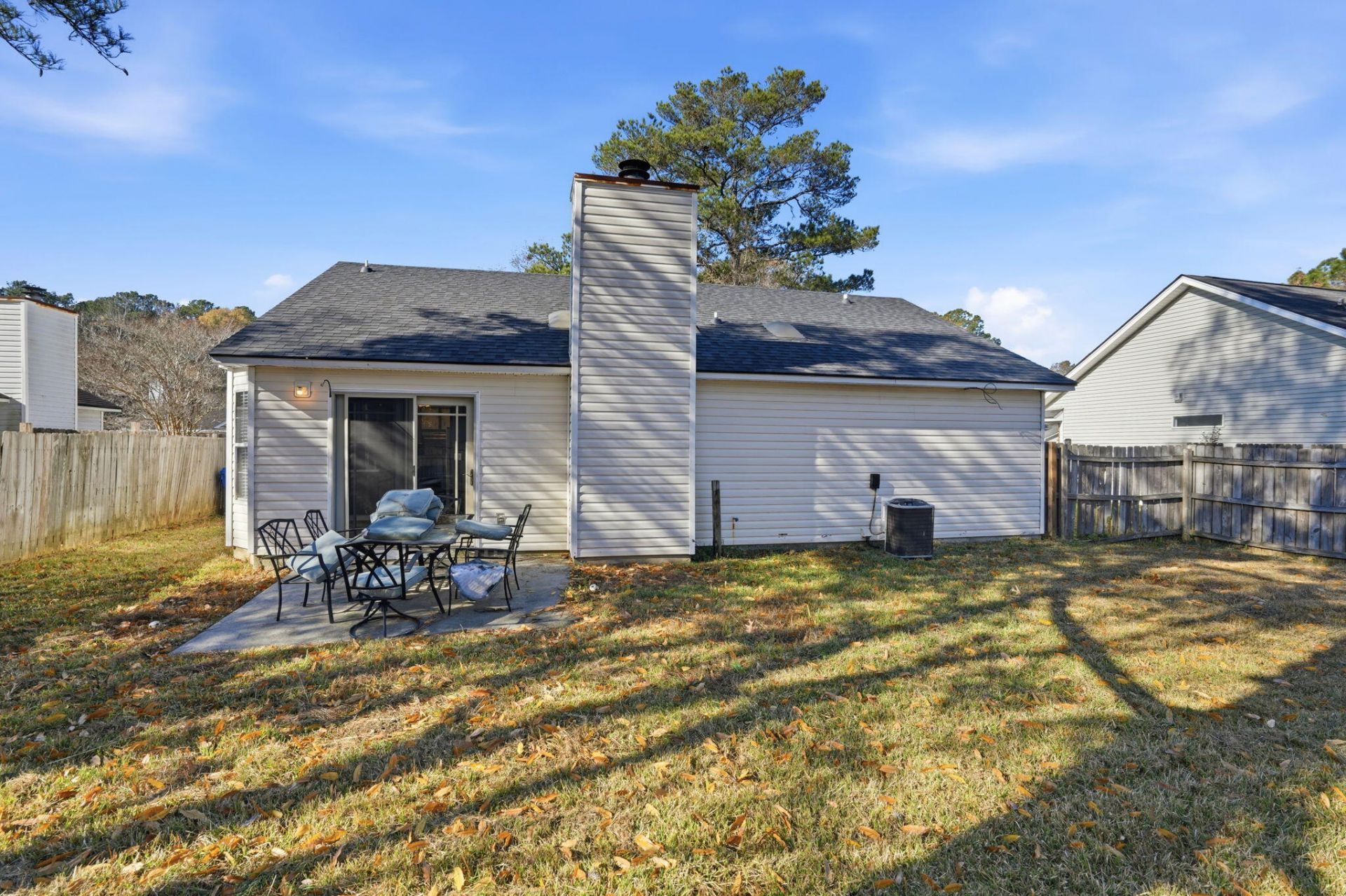 8562 Brookforest Drive Photo 26