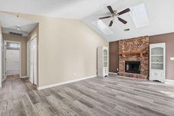 8562 Brookforest Drive photo 4