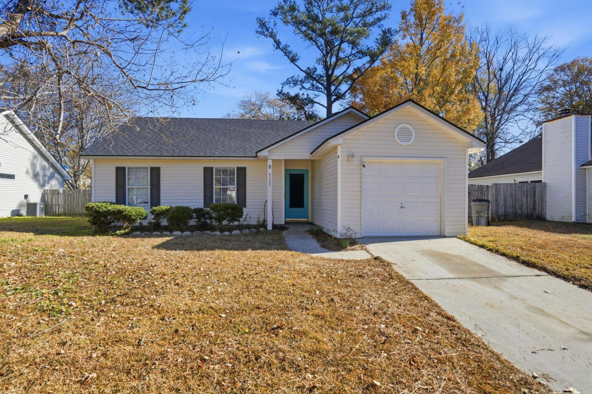 8562 Brookforest Drive Photo 5