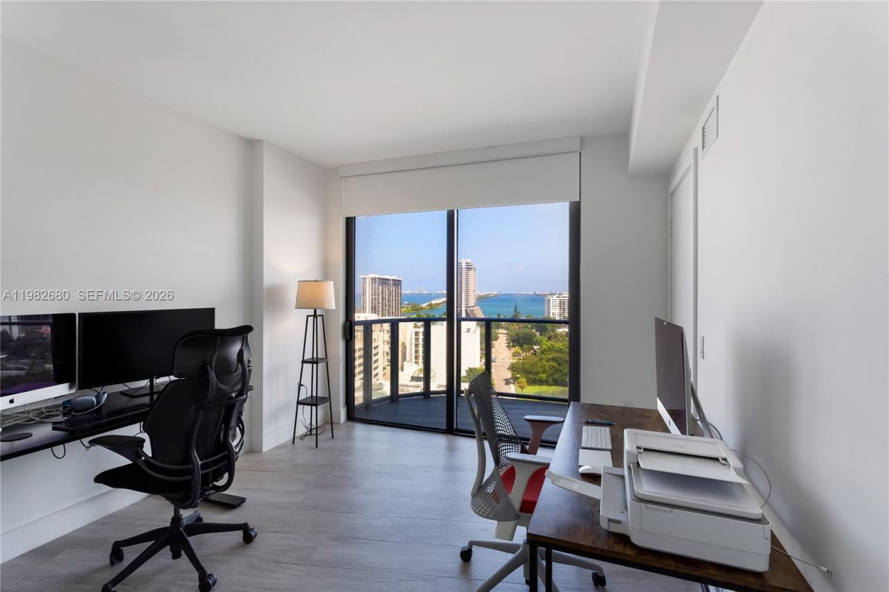 121 NE 34th St , Unit 1204, Miami, FL 33137 Photo