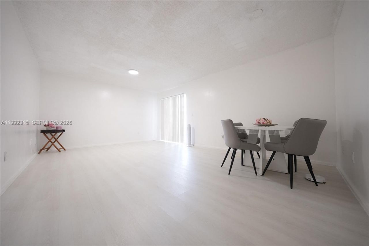 21121 SW 85th Ave , Unit 117, Cutler Bay, FL 33189 Photo