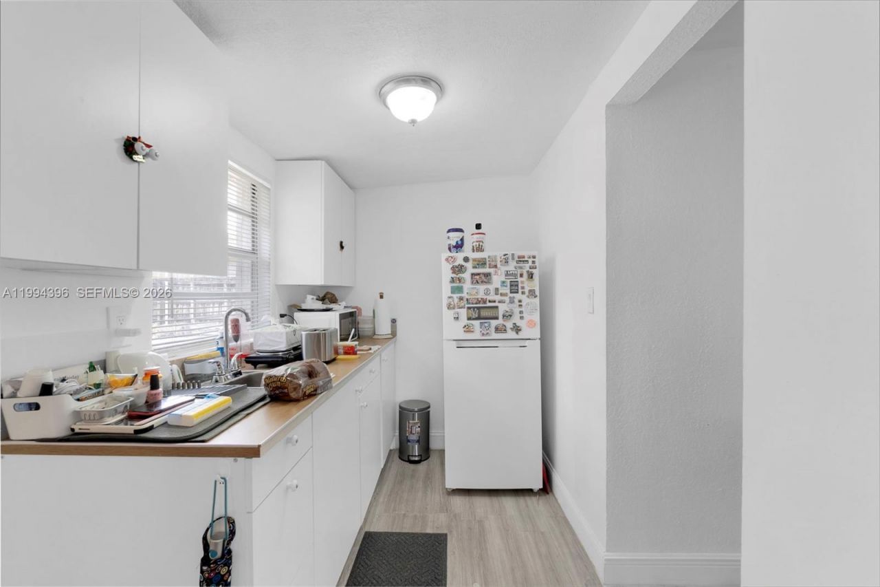 300 Northwest Blvd , Miami, FL 33126 Photo