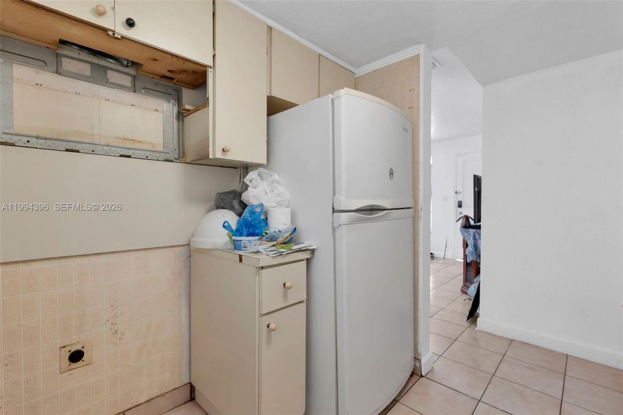 300 Northwest Blvd , Miami, FL 33126 Photo