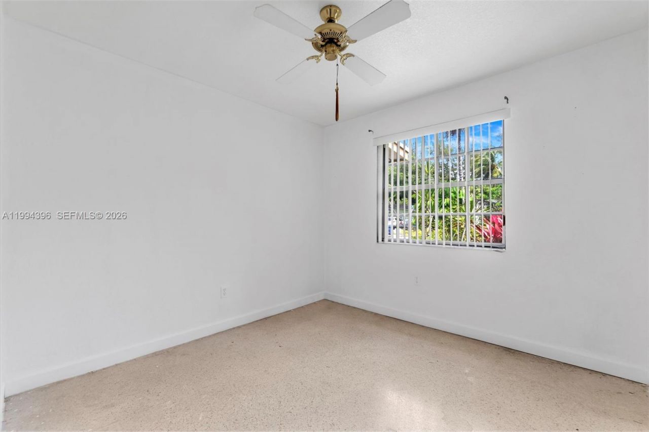 300 Northwest Blvd , Miami, FL 33126 Photo