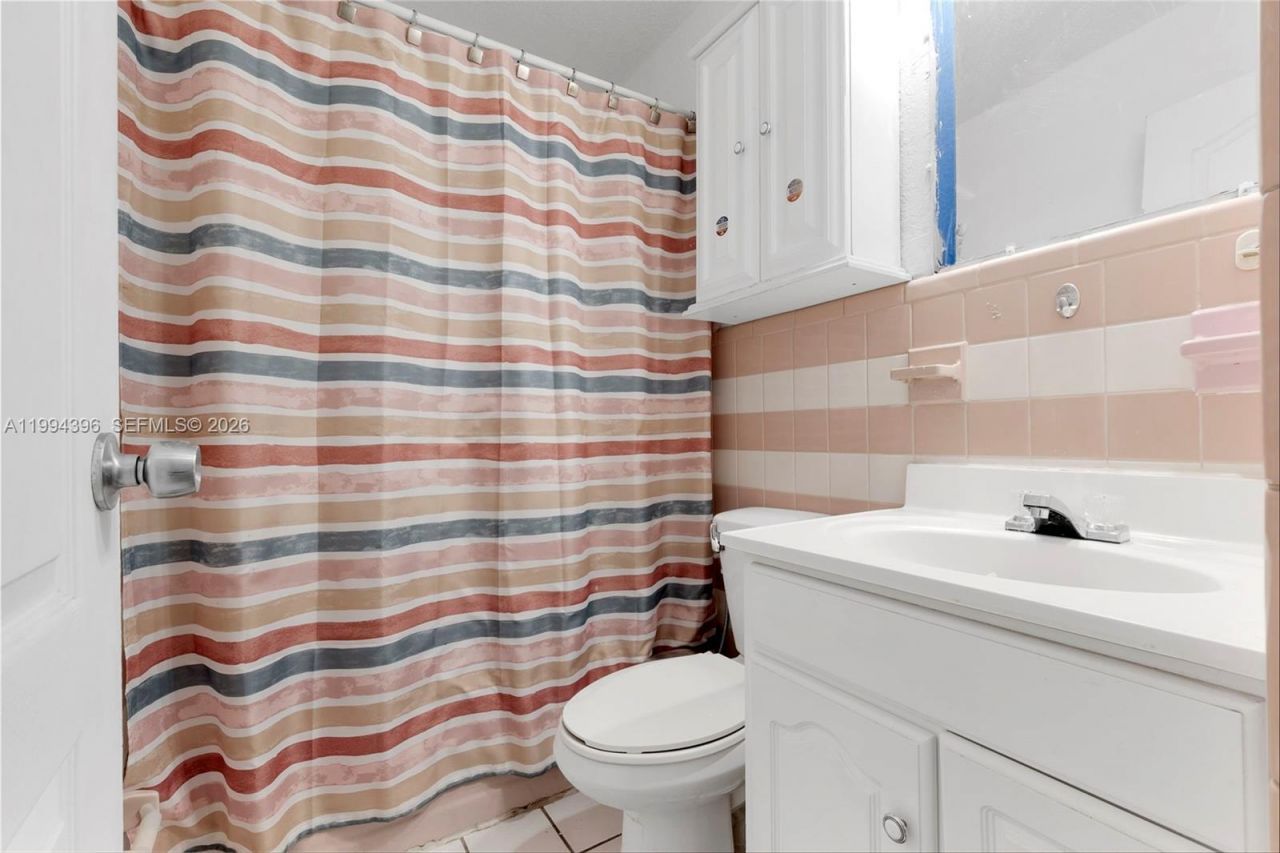 300 Northwest Blvd , Miami, FL 33126 Photo