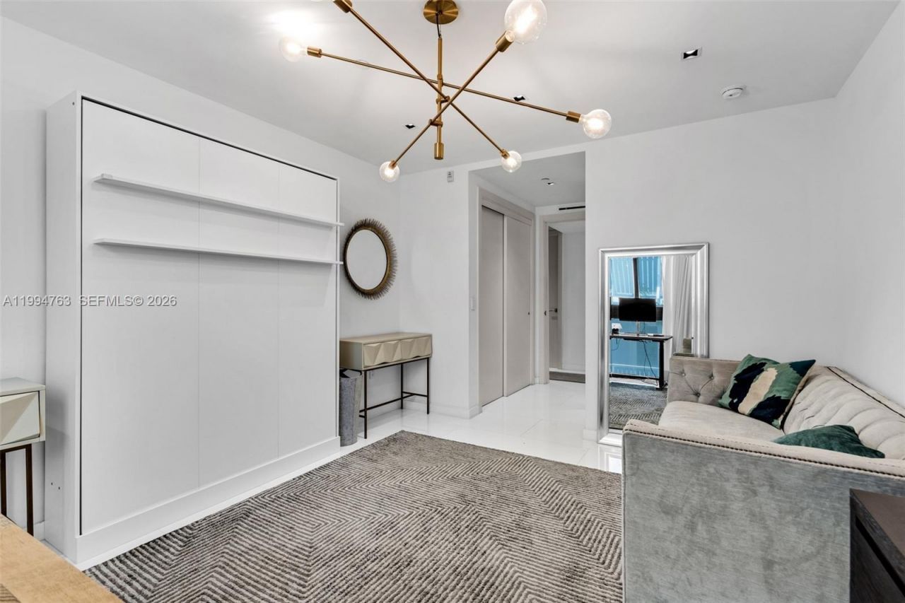 350 Meridian Ave , Unit 202, Miami Beach, FL 33139 Photo